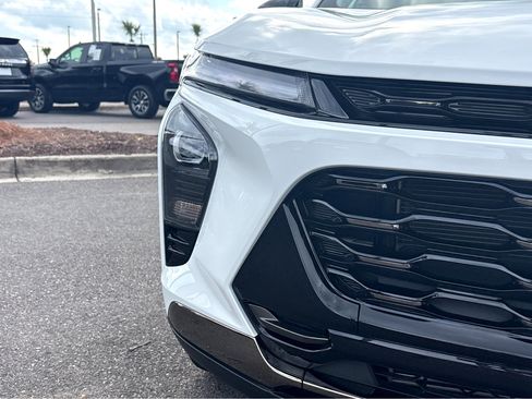 New 2025 Chevrolet Trax ACTIV w/ Driver Confidence Package image 25