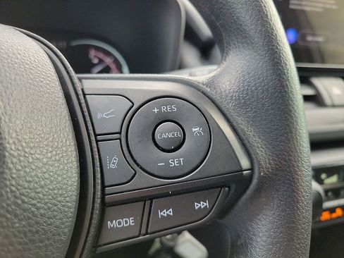 Used 2024 Toyota RAV4 LE image 19