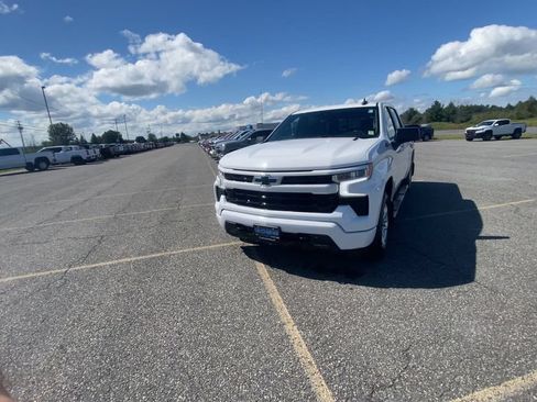 Certified 2023 Chevrolet Silverado 1500 RST w/ Convenience Package II AWD/4WD image 4