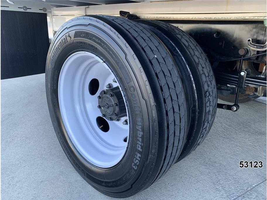 Used 2023 Ford F550 Luxury RWD image 18