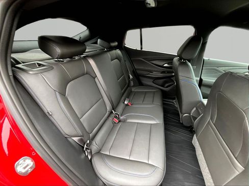 New 2026 Buick Envista Sport Touring FWD image 19