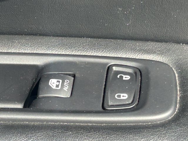 Used 2020 Jeep Compass Limited AWD/4WD image 33