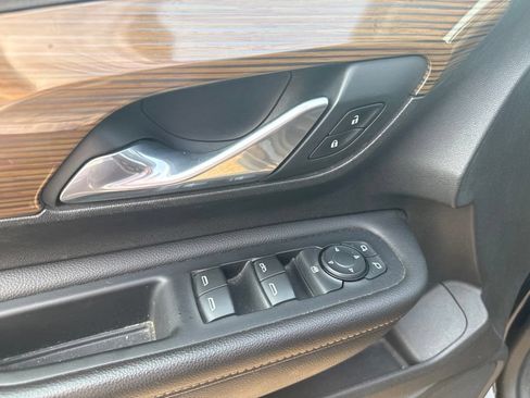 Used 2019 GMC Terrain SLE w/ Driver Convenience Package AWD/4WD image 13