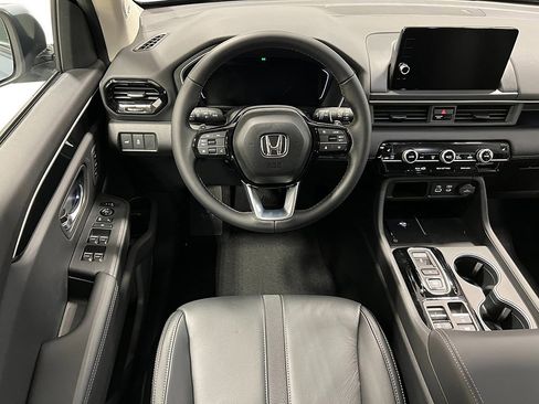 New 2025 Honda Pilot Touring image 25