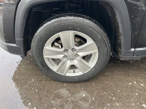 Used 2022 Jeep Compass Latitude w/ Convenience Group image 9