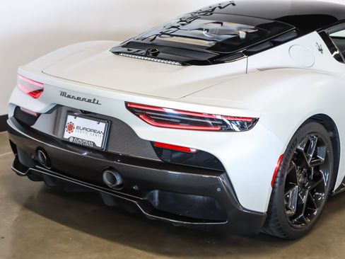 Used 2022 Maserati MC20 Coupe RWD image 32