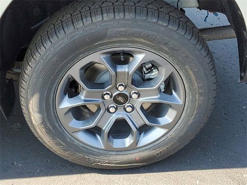 New 2025 Ford Maverick XLT w/ XLT Luxury Package image 5