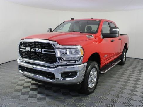 Used 2024 RAM 2500 Big Horn w/ Bed Utility Group image 19