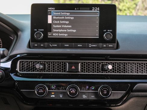 Used 2025 Honda Civic Sport image 16