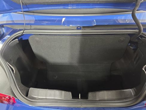 Used 2021 Chevrolet Camaro LT RWD image 12