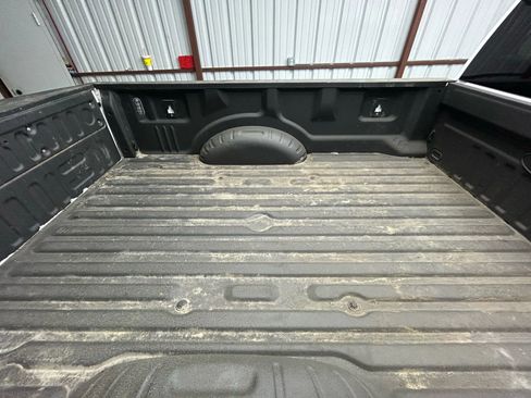 Used 2022 Ford F250 XL w/ Power Equipment Group image 16