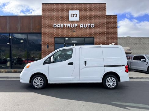 Used 2019 Nissan NV200 SV image 4