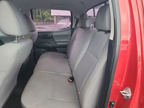 Used 2018 Toyota Tacoma SR w/ SR Convenience Package RWD image 17