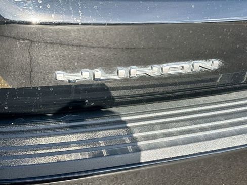 Used 2021 GMC Yukon SLT image 30