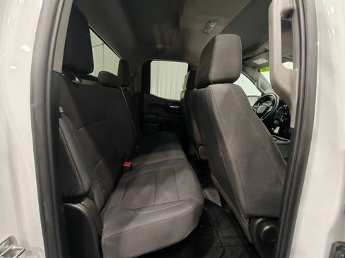 Used 2019 Chevrolet Silverado 1500 Custom w/ Trailering Package AWD/4WD image 22