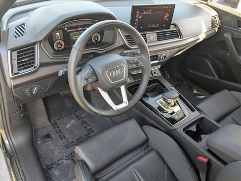 Certified 2023 Audi Q5 2.0T Premium Plus w/ Premium Plus Package AWD/4WD image 9