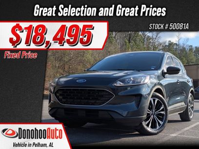 Used 2022 Ford Escape SE w/ SE Sport Appearance Package