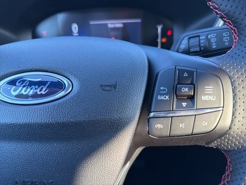 New 2026 Ford Escape ST-Line w/ Cold Weather Package image 15