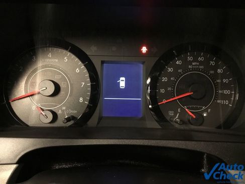 Used 2017 Toyota Sienna LE image 46