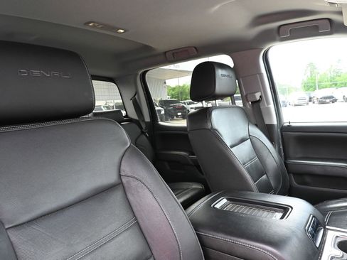 Used 2018 GMC Sierra 1500 Denali AWD/4WD image 29