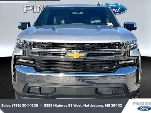Used 2020 Chevrolet Silverado 1500 LT w/ Texas Edition image 3