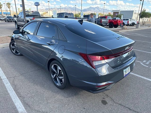Used 2023 Hyundai Elantra SEL w/ Convenience Package FWD image 7