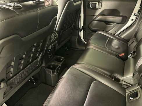 Used 2021 Jeep Gladiator Rubicon image 13