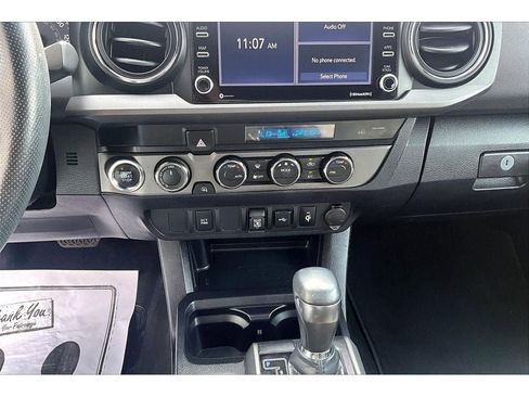 Used 2022 Toyota Tacoma TRD Off-Road AWD/4WD image 24