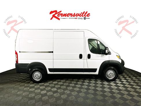 New 2026 RAM ProMaster 2500 w/ Cold Weather Group image 8