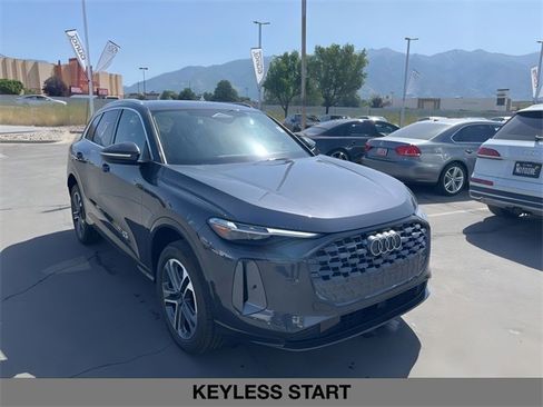 New 2025 Audi Q5 Premium Plus image 3