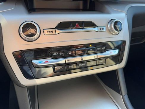 Used 2023 Ford Explorer XLT w/ Class IV Trailer Tow Package image 19