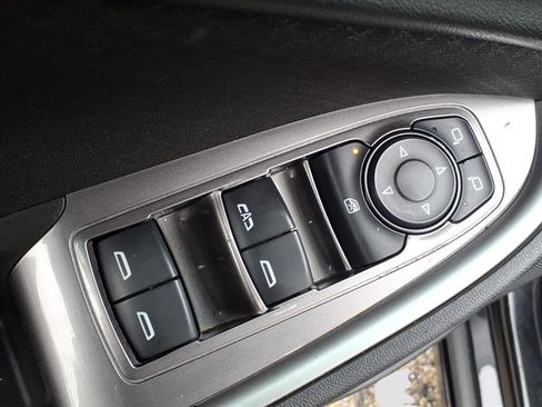 Used 2023 Chevrolet Malibu LT image 12