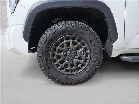Used 2026 Toyota Tundra SR5 w/ SR5 Premium Package AWD/4WD image 22