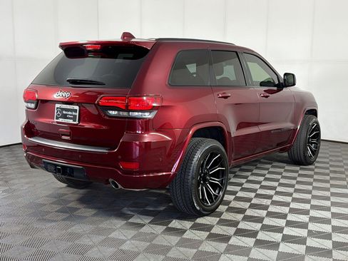 Used 2021 Jeep Grand Cherokee Limited AWD/4WD image 9