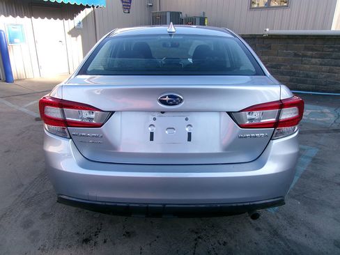 Used 2019 Subaru Impreza 2.0i Premium image 5