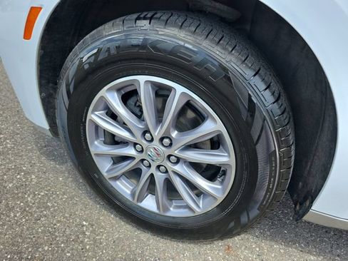 Used 2024 Buick Enclave Essence w/ Trailering Package, 5000 lbs. AWD/4WD image 10