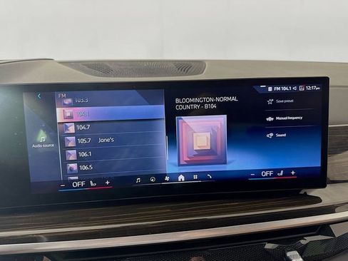 Used 2024 BMW X5 sDrive40i w/ M Sport Package image 15