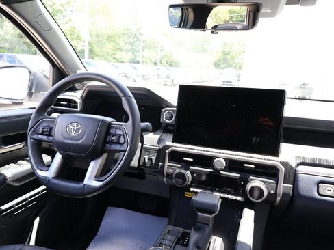 Used 2026 Toyota 4Runner Platinum AWD/4WD image 29