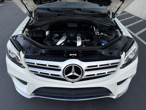 Used 2018 Mercedes-Benz GLS 550 4MATIC image 35