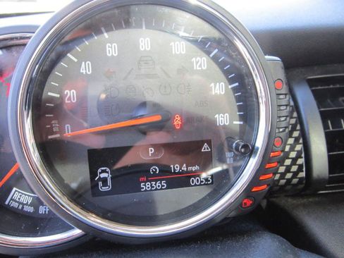 Used 2015 MINI Cooper S image 12