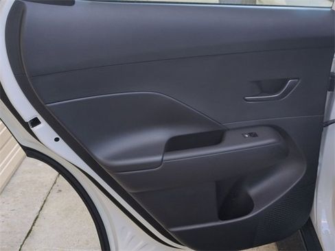 New 2026 Hyundai Kona SE image 27