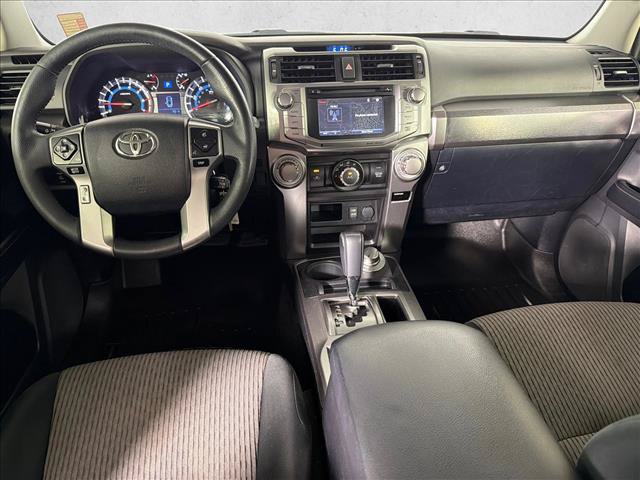 Used 2018 Toyota 4Runner SR5 AWD/4WD image 22
