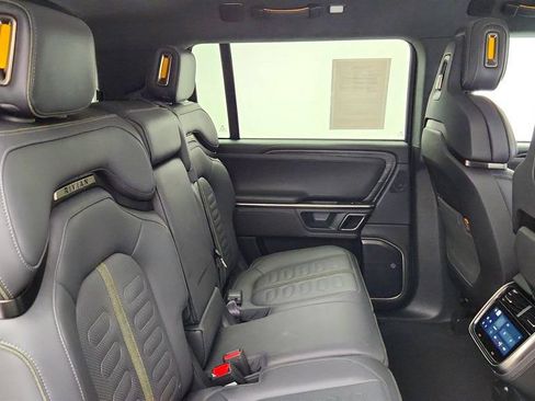 Used 2024 Rivian R1S Adventure AWD/4WD image 25