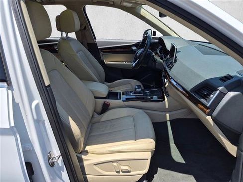 Used 2018 Audi Q5 2.0T Premium Plus w/ Premium Plus Package AWD/4WD image 19