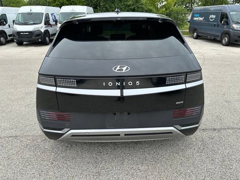 Used 2024 Hyundai Ioniq 5 SEL AWD/4WD image 8