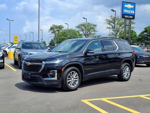 Used 2023 Chevrolet Traverse LT AWD/4WD image 1