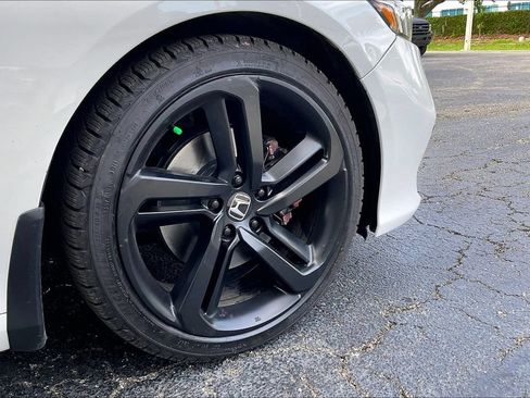 Used 2020 Honda Accord Sport image 34