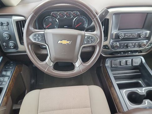 Used 2018 Chevrolet Silverado 1500 LT w/ All Star Edition AWD/4WD image 11