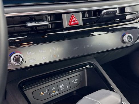 Used 2025 Kia K5 GT-Line image 17