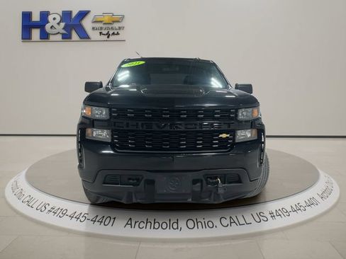 Used 2021 Chevrolet Silverado 1500 Custom AWD/4WD image 2